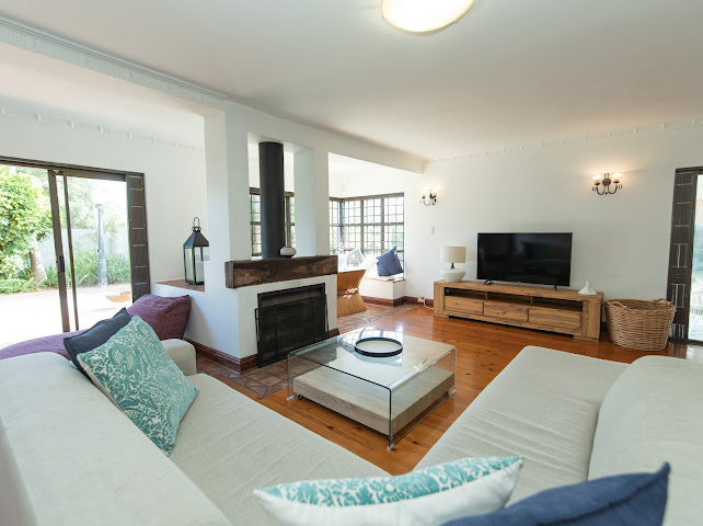 5 Bedroom Property for Sale in Summerstrand Eastern Cape